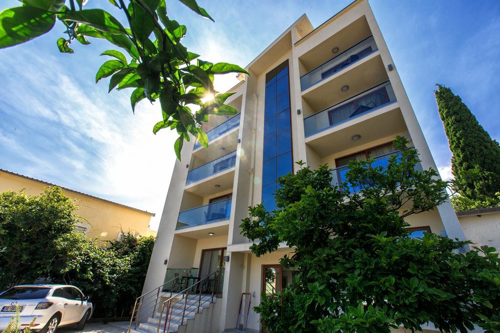 Apartments Matkovic Lux Sutomore Exterior photo