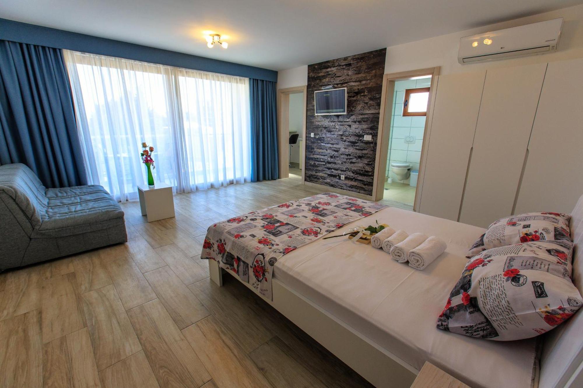 Apartments Matkovic Lux Sutomore Exterior photo