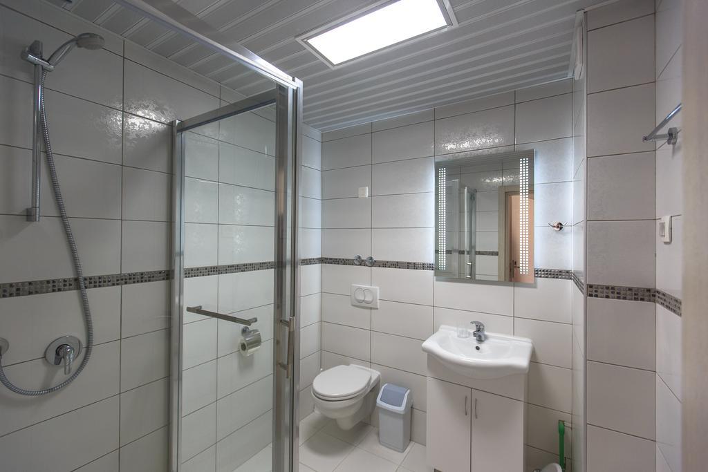 Apartments Matkovic Lux Sutomore Exterior photo