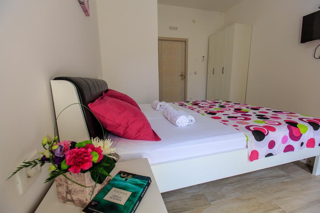 Apartments Matkovic Lux Sutomore Exterior photo